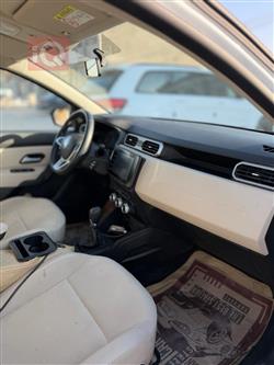 رينو داستر